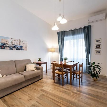 Casa Donna Gina - Puglia Mia Apartments โมโนโปลี ภายนอก รูปภาพ