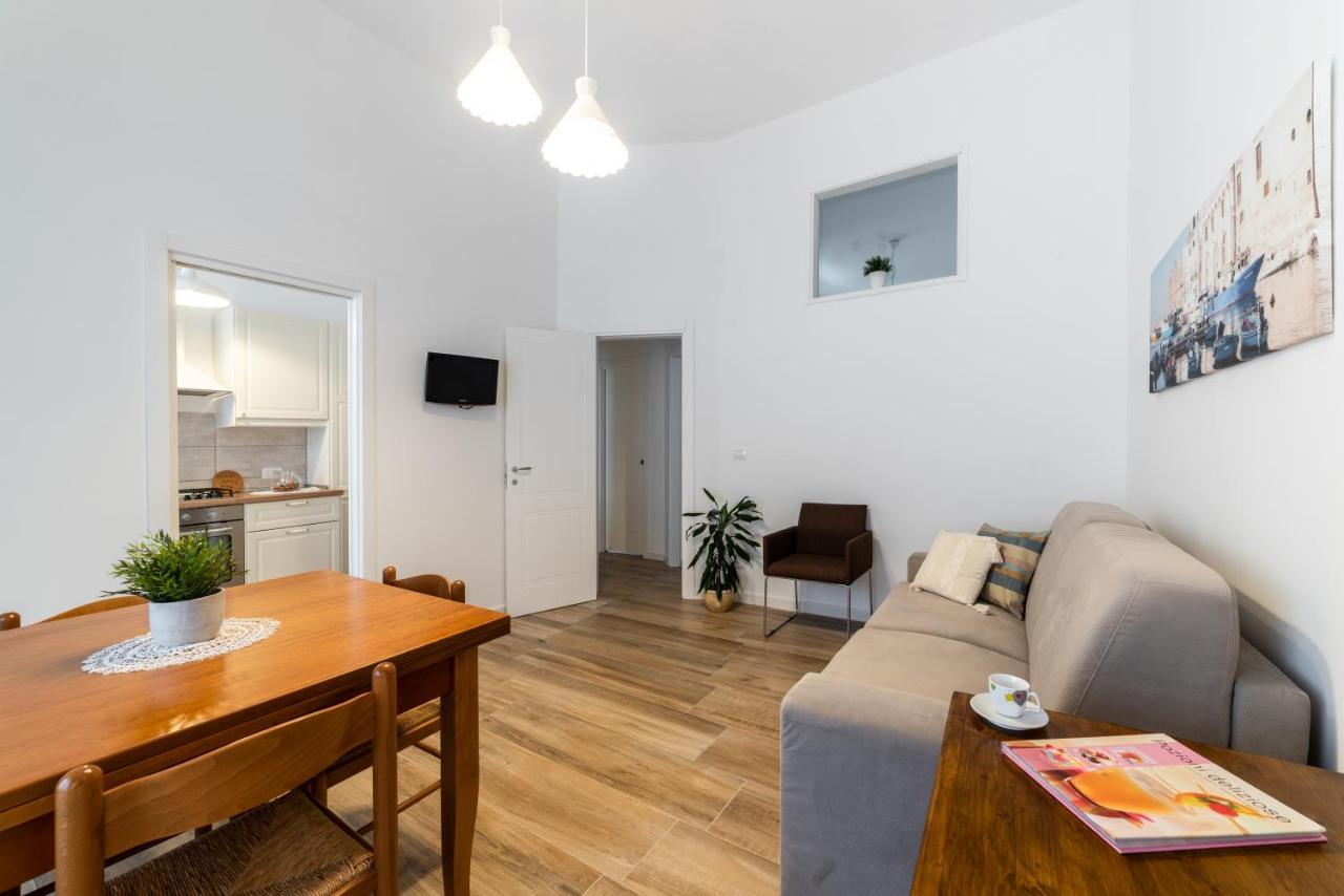 Casa Donna Gina - Puglia Mia Apartments โมโนโปลี ภายนอก รูปภาพ