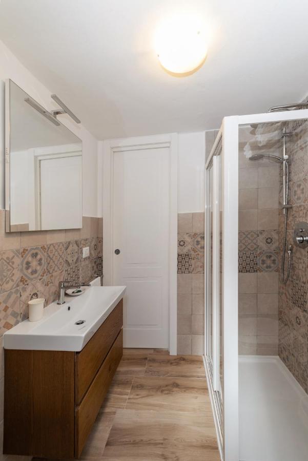 Casa Donna Gina - Puglia Mia Apartments โมโนโปลี ภายนอก รูปภาพ