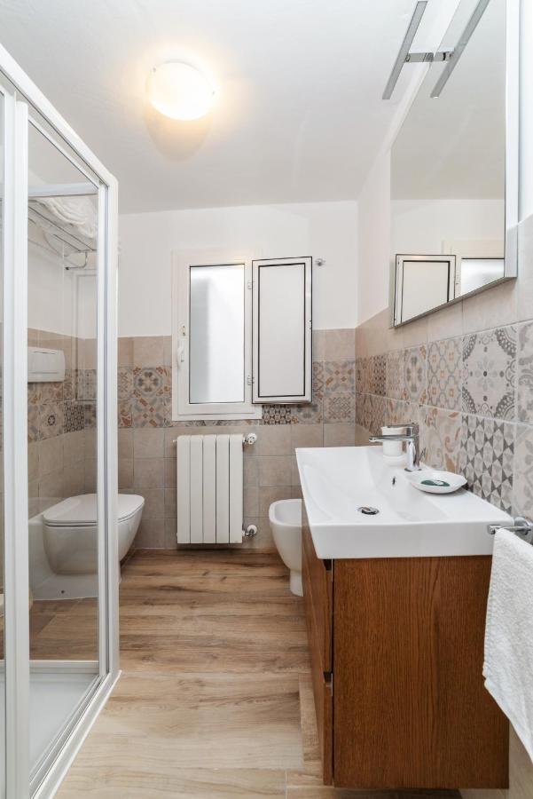 Casa Donna Gina - Puglia Mia Apartments โมโนโปลี ภายนอก รูปภาพ